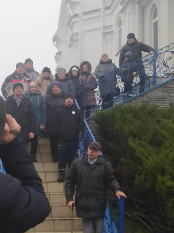 Передай добро по колу!