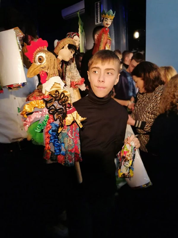 Діти з інвалідністю представили в Полтаві виставу за мотивами індонезійського фольклору Діти з інвалідністю представили в Полтаві виставу за мотивами індонезійського фольклору