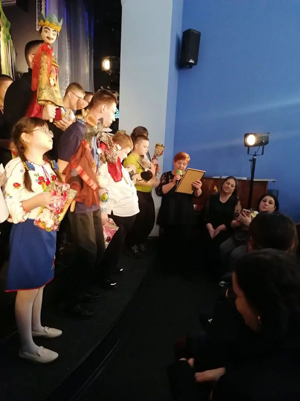 Діти з інвалідністю представили в Полтаві виставу за мотивами індонезійського фольклору Діти з інвалідністю представили в Полтаві виставу за мотивами індонезійського фольклору